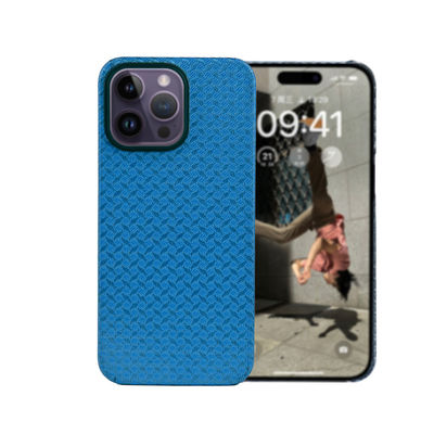Coque de téléphone en fibre de carbone aramide de couleur personnalisée 2024 pour iPhone 16 Pro Max, épaisseur 0,8 mm et poids 16 g