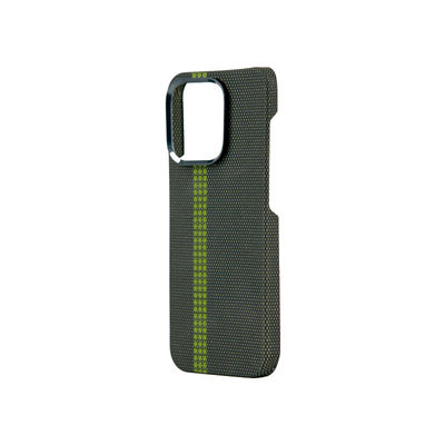 Coque de téléphone en fibre d'aramide à motif personnalisé pour iPhone 16 Pro Max, épaisseur 0,8 mm et poids 16 g