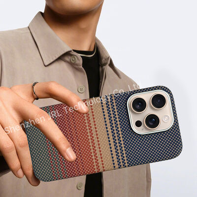 Coque de téléphone portable en fibre de carbone aramide super fine avec motif coucher de soleil personnalisé pour iPhone 17 Pro