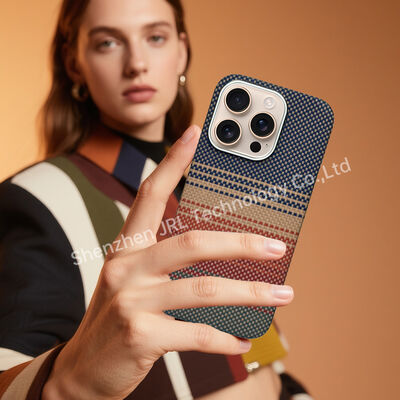 Coque de téléphone portable en fibre de carbone aramide super fine avec motif coucher de soleil personnalisé pour iPhone 17 Pro