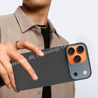 Couverture mobile en fibre de carbone Aramid ultra mince pour iPhone 17 Pro
