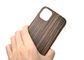 L'anti iPhone 11 d'empreintes digitales a gravé Ebony Wood Phone Case